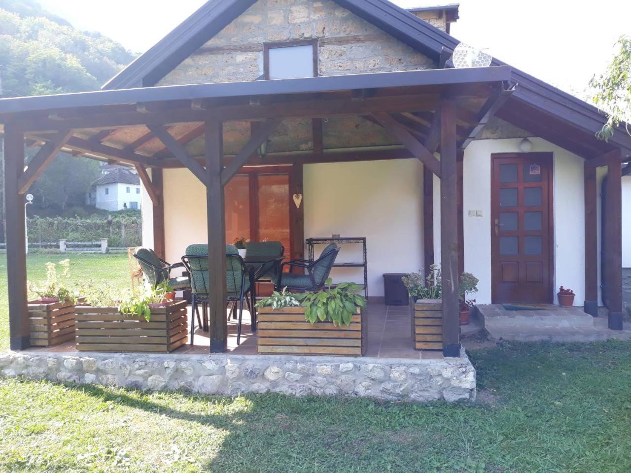 Apartmani Jovanovic Перучац Экстерьер фото